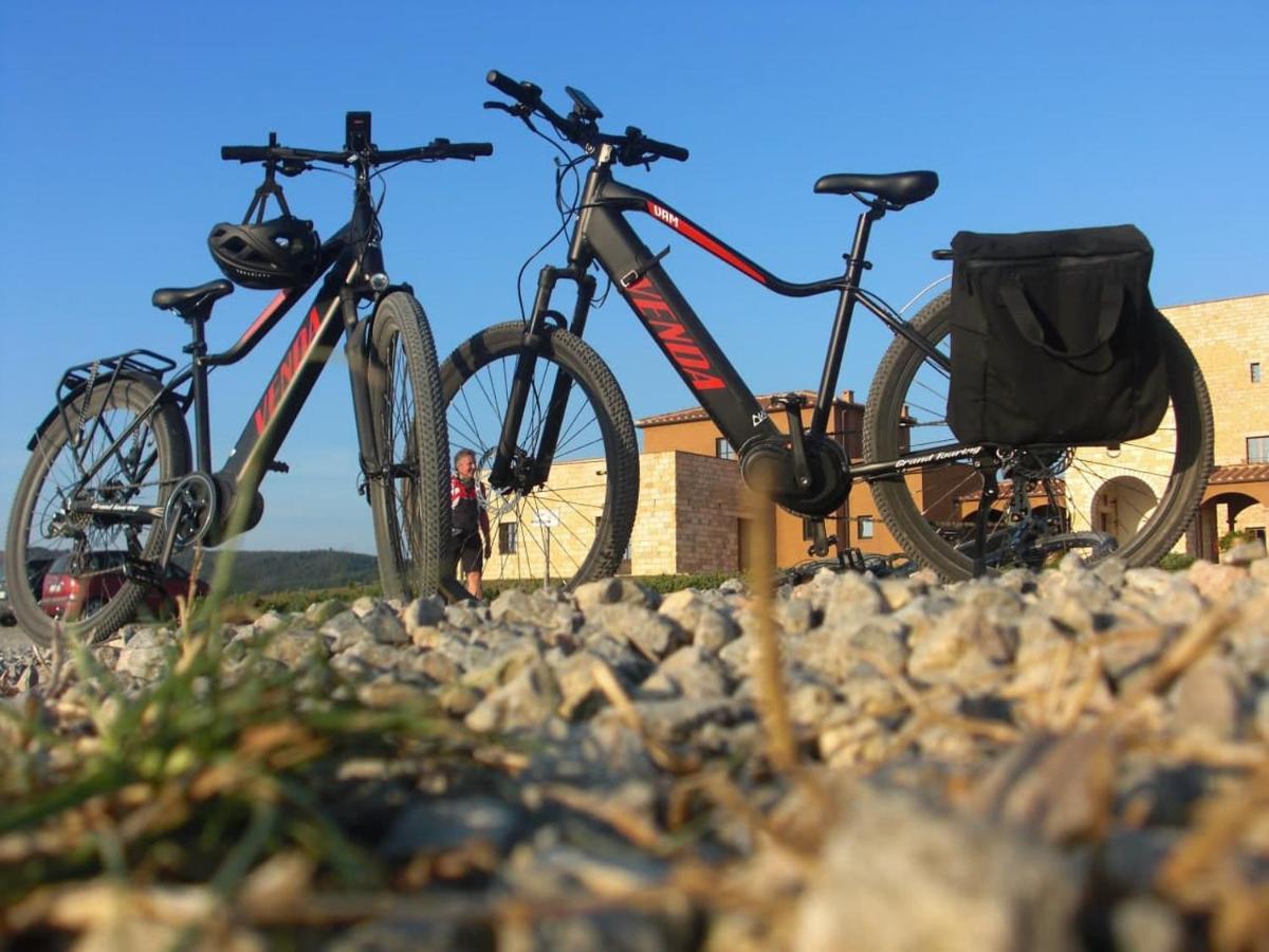 Podere Ripi Volterra Exteriör bild